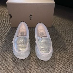NIB UGG Gold Shimmer Slippers